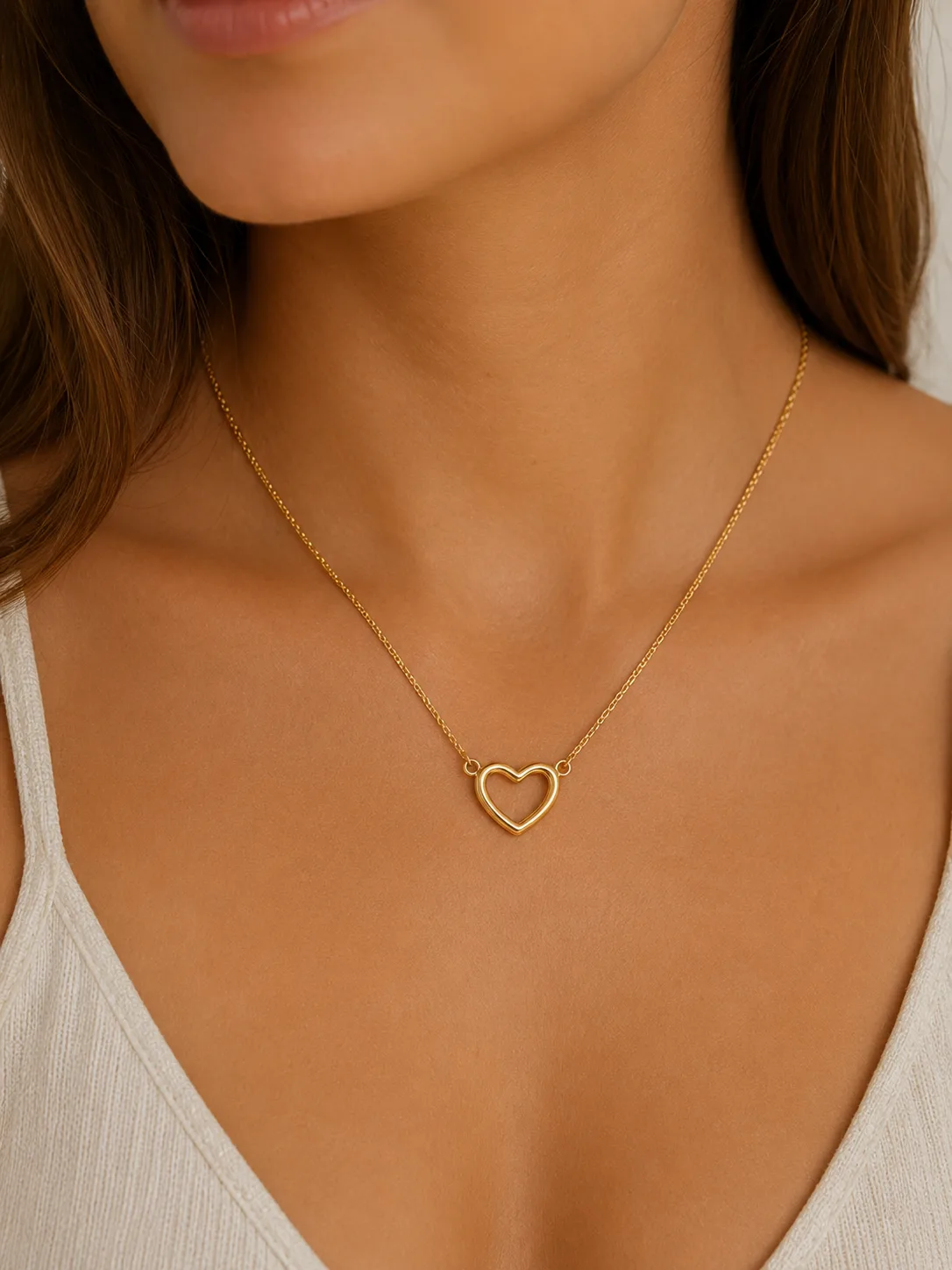 Colar Coração Elegance Branco em Aço Inoxidável Dourado — foto 3