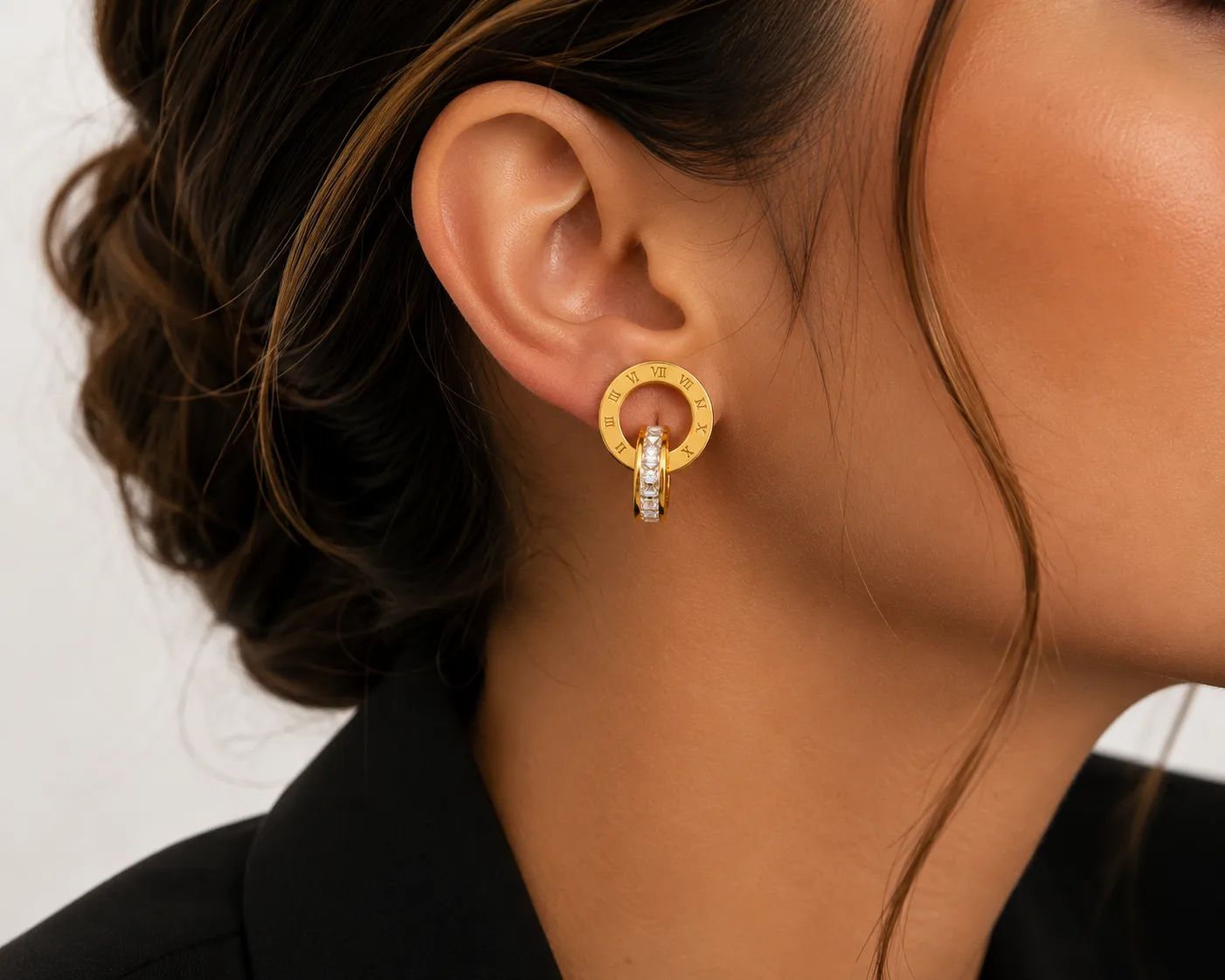 Brinco Roma Luxo em Aço Inoxidável Dourado — foto 2