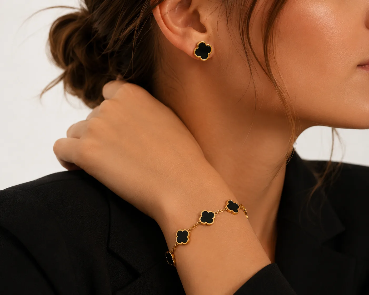 Conjunto Flor Black em Aço Inoxidável Dourado — foto 2